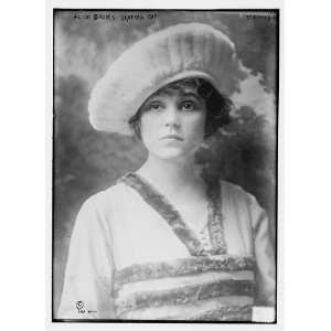  Alice Bradys Skating Cap