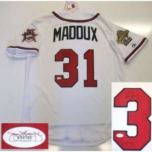 Greg Maddux Autographed Jersey   Atl Braves World Series Jsa