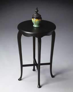 Round Queen Anne Style Accent Table