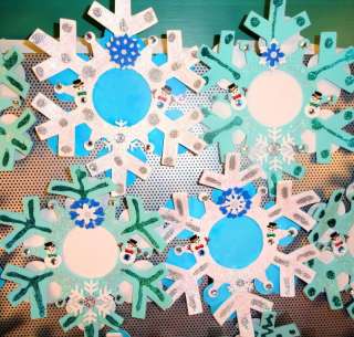   Snow/Snowman White/Blue Snowflake Magnetic Picture Frames Party Favors