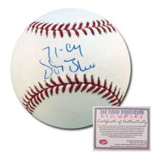 Vida Blue Autographed Baseball with 71 CY Inscription