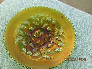 NORTHWOOD GREEN STRAWBERRY CARNIVAL GLASS PLATE  