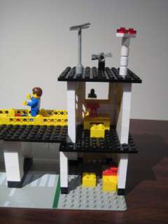 Lego 381 Police Station w/Helicopter Set 1979  