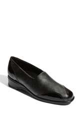 Munro Jesse Slip On Was $169.95 Now $112.90 33% OFF