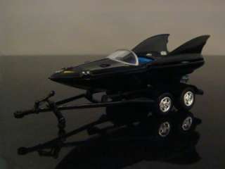 Batmans Twin Engine Bat Boat 1/64 Scale Limited Edition 13 Detailed 