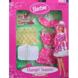  Barbie Changin Seasons FASHIONS Dress n Play SUMMER Play 