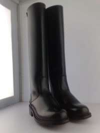 Our Men Motorbike Tall Leather Boots is originally designedespecially 