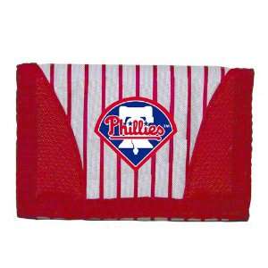   Phillies Mlb Chamber Mens Trifold Wallet